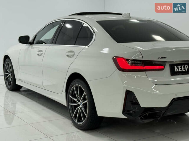 Білий БМВ 3 Серія, об'ємом двигуна 2 л та пробігом 44 тис. км за 31500 $, фото 10 на Automoto.ua