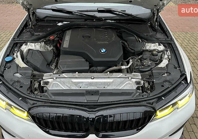 Білий БМВ 3 Серія, об'ємом двигуна 2 л та пробігом 106 тис. км за 30800 $, фото 19 на Automoto.ua