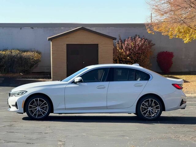 Білий БМВ 3 Серія, об'ємом двигуна 2 л та пробігом 41 тис. км за 11800 $, фото 3 на Automoto.ua