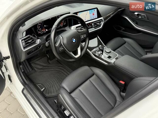 Белый БМВ 3 Серия, объемом двигателя 2 л и пробегом 111 тыс. км за 28900 $, фото 25 на Automoto.ua