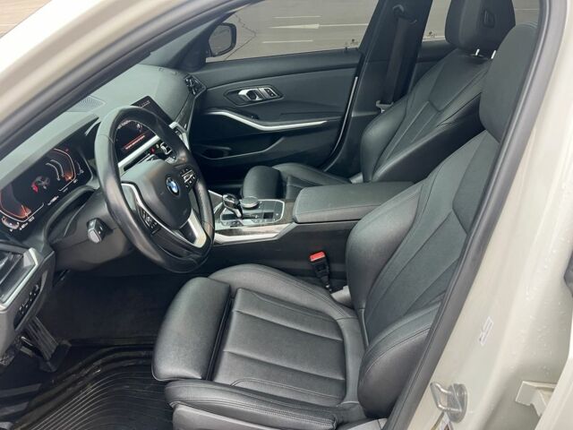 Білий БМВ 3 Серія, об'ємом двигуна 2 л та пробігом 112 тис. км за 29999 $, фото 11 на Automoto.ua