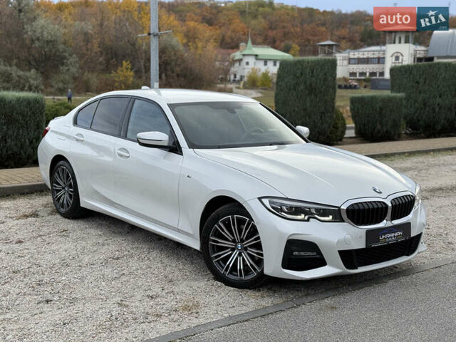 БМВ 3 Серия 2019 в Днепре (Днепропетровске) на Automoto.ua Белый БМВ 3 Серия, объемом двигателя 2 л и пробегом 63 тыс. км за 32600 $, фото 3 на Automoto.ua