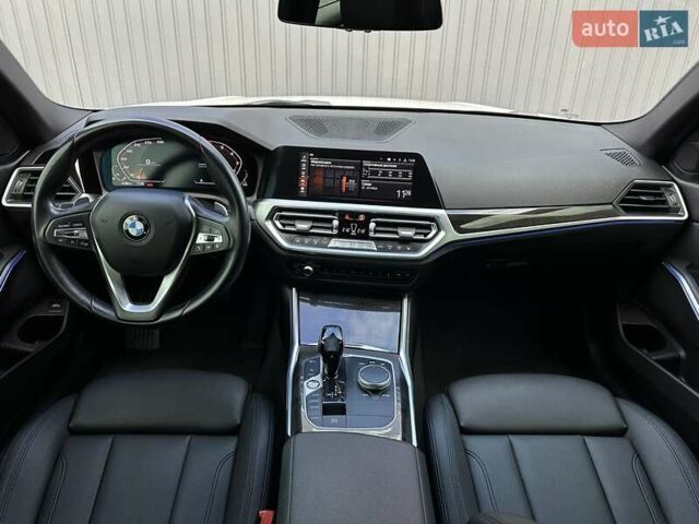 БМВ 3 Серия 2019 в Мукачеве на Automoto.ua Белый БМВ 3 Серия, объемом двигателя 2 л и пробегом 140 тыс. км за 24900 $, фото 21 на Automoto.ua