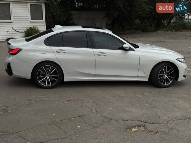 Белый БМВ 3 Серия, объемом двигателя 2 л и пробегом 99 тыс. км за 28000 $, фото 10 на Automoto.ua