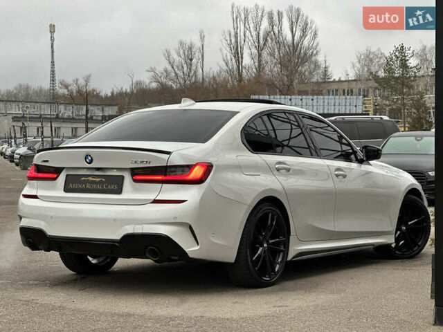 Білий БМВ 3 Серія, об'ємом двигуна 2 л та пробігом 69 тис. км за 30500 $, фото 1 на Automoto.ua