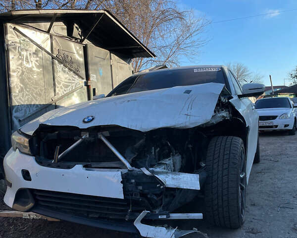 Білий БМВ 3 Серія, об'ємом двигуна 2 л та пробігом 120 тис. км за 19000 $, фото 2 на Automoto.ua