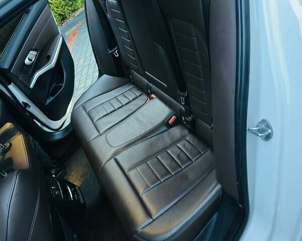 Белый БМВ 3 Серия, объемом двигателя 2 л и пробегом 179 тыс. км за 24900 $, фото 55 на Automoto.ua