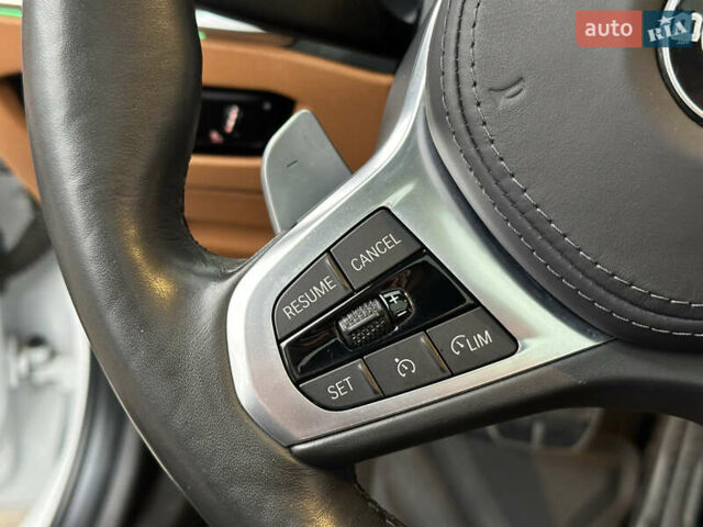 Білий БМВ 3 Серія, об'ємом двигуна 2 л та пробігом 69 тис. км за 30500 $, фото 29 на Automoto.ua