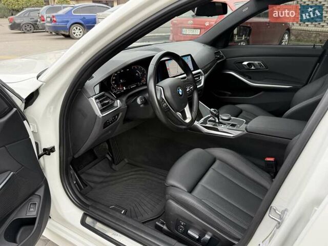 Белый БМВ 3 Серия, объемом двигателя 2 л и пробегом 111 тыс. км за 28900 $, фото 26 на Automoto.ua