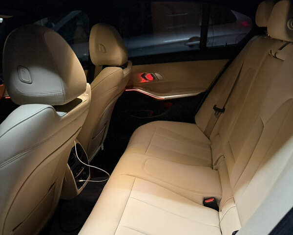 Белый БМВ 3 Серия, объемом двигателя 2 л и пробегом 88 тыс. км за 27900 $, фото 13 на Automoto.ua