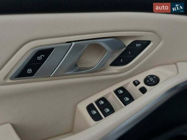 Белый БМВ 3 Серия, объемом двигателя 2 л и пробегом 95 тыс. км за 26500 $, фото 16 на Automoto.ua