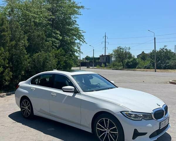 Білий БМВ 3 Серія, об'ємом двигуна 2 л та пробігом 103 тис. км за 30500 $, фото 2 на Automoto.ua
