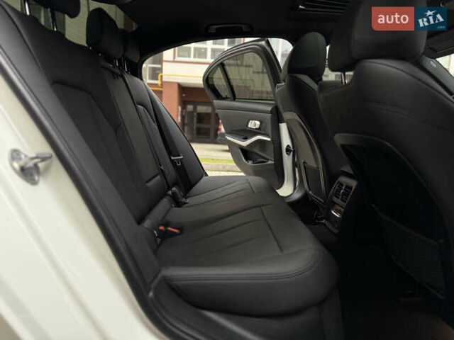 Белый БМВ 3 Серия, объемом двигателя 2 л и пробегом 99 тыс. км за 29999 $, фото 62 на Automoto.ua