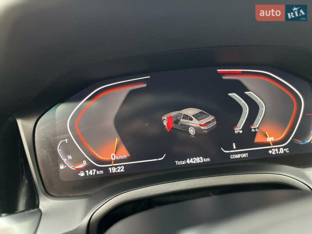 Білий БМВ 3 Серія, об'ємом двигуна 2 л та пробігом 54 тис. км за 27800 $, фото 23 на Automoto.ua