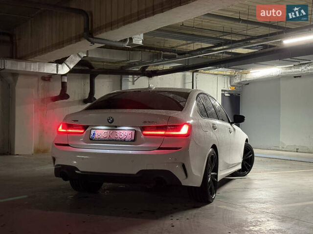 Білий БМВ 3 Серія, об'ємом двигуна 2 л та пробігом 68 тис. км за 29999 $, фото 7 на Automoto.ua