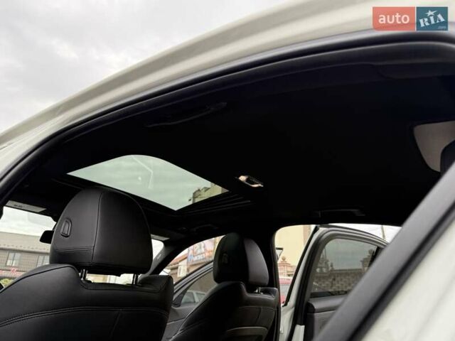 Белый БМВ 3 Серия, объемом двигателя 2 л и пробегом 111 тыс. км за 28900 $, фото 37 на Automoto.ua