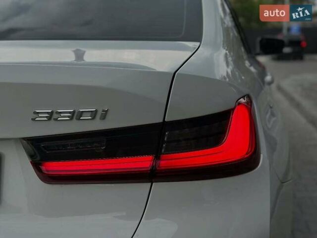 Белый БМВ 3 Серия, объемом двигателя 2 л и пробегом 95 тыс. км за 26500 $, фото 18 на Automoto.ua