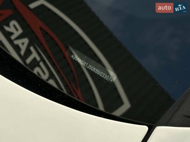 БМВ 3 Серия 2019 в Мукачеве на Automoto.ua Белый БМВ 3 Серия, объемом двигателя 2 л и пробегом 140 тыс. км за 24900 $, фото 42 на Automoto.ua