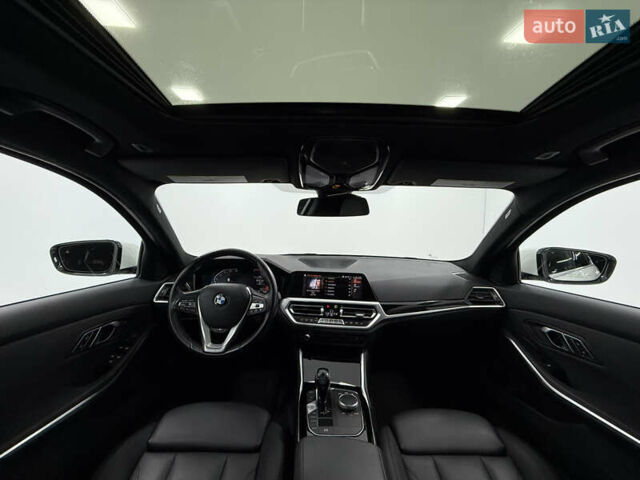 Білий БМВ 3 Серія, об'ємом двигуна 2 л та пробігом 44 тис. км за 31500 $, фото 26 на Automoto.ua