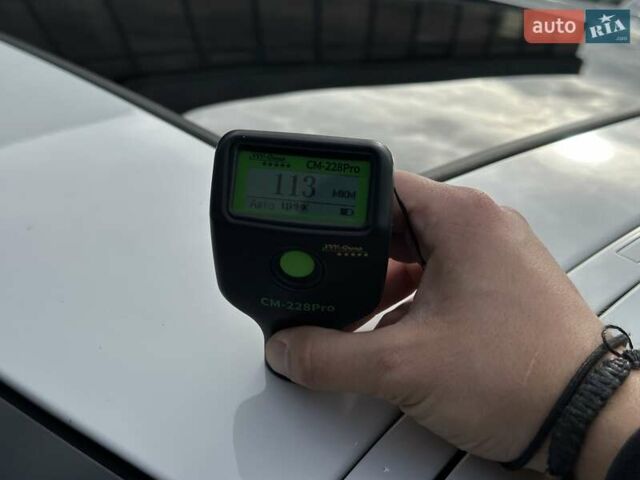 БМВ 3 Серия 2019 в Мукачеве на Automoto.ua Белый БМВ 3 Серия, объемом двигателя 2 л и пробегом 140 тыс. км за 24900 $, фото 58 на Automoto.ua