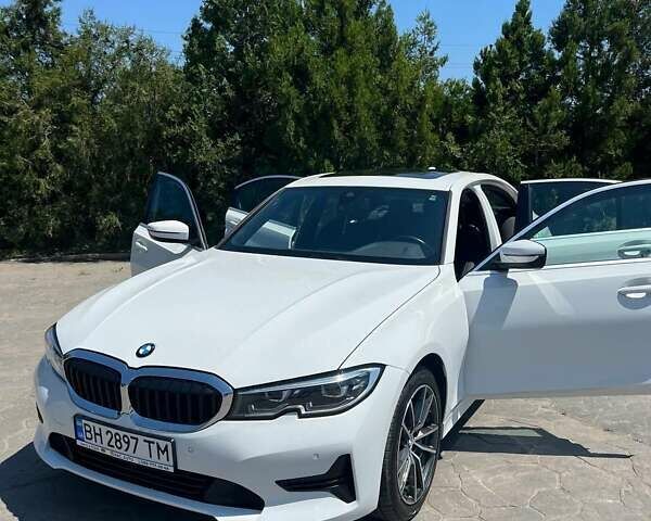 Білий БМВ 3 Серія, об'ємом двигуна 2 л та пробігом 103 тис. км за 30500 $, фото 1 на Automoto.ua