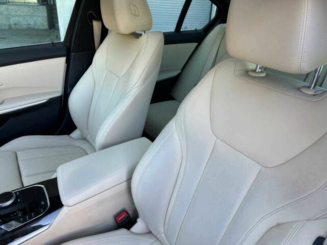 Белый БМВ 3 Серия, объемом двигателя 2 л и пробегом 47 тыс. км за 6800 $, фото 9 на Automoto.ua