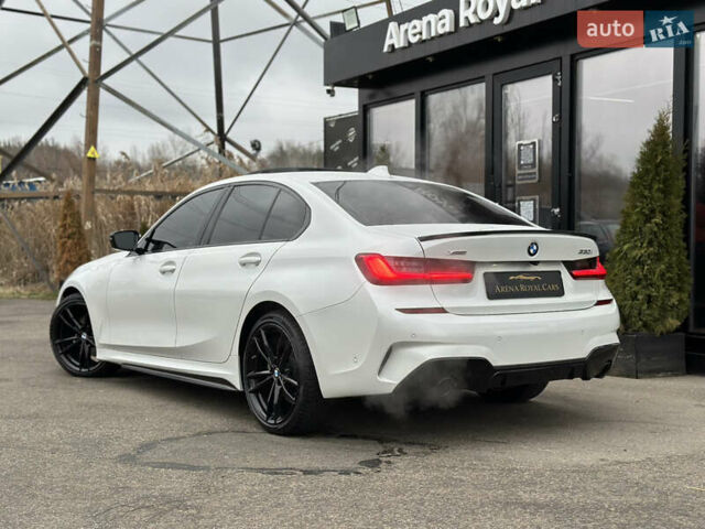 Білий БМВ 3 Серія, об'ємом двигуна 2 л та пробігом 69 тис. км за 30500 $, фото 3 на Automoto.ua