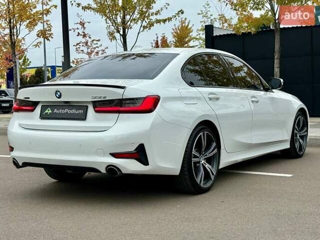 БМВ 3 Серия 2019 в Киеве на Automoto.ua Белый БМВ 3 Серия, объемом двигателя 2 л и пробегом 65 тыс. км за 29999 $, фото 14 на Automoto.ua