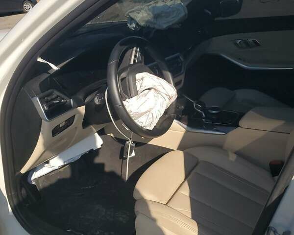 Білий БМВ 3 Серія, об'ємом двигуна 2 л та пробігом 128 тис. км за 18999 $, фото 25 на Automoto.ua
