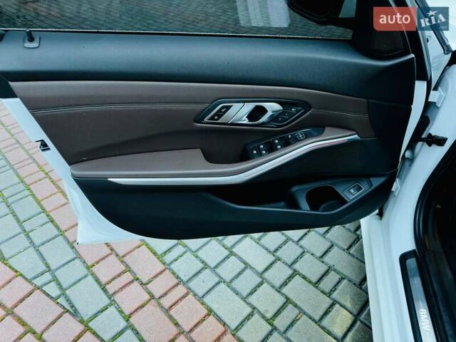 Белый БМВ 3 Серия, объемом двигателя 2 л и пробегом 179 тыс. км за 24900 $, фото 31 на Automoto.ua