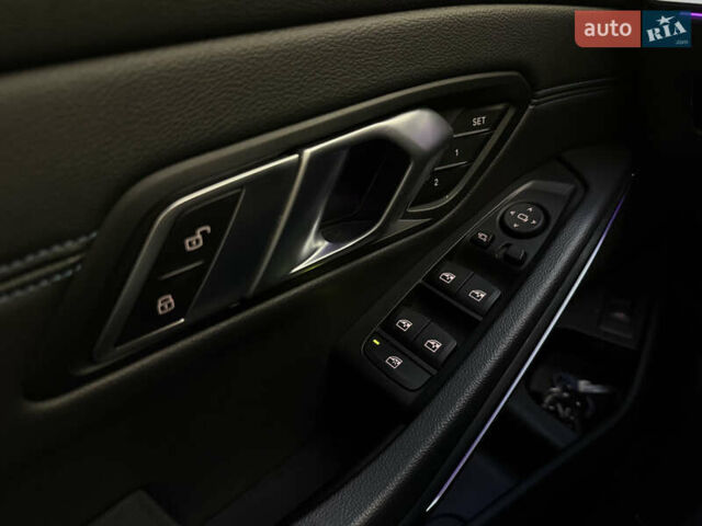 Білий БМВ 3 Серія, об'ємом двигуна 3 л та пробігом 78 тис. км за 40000 $, фото 23 на Automoto.ua