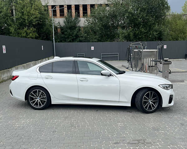 Білий БМВ 3 Серія, об'ємом двигуна 2 л та пробігом 54 тис. км за 27800 $, фото 10 на Automoto.ua