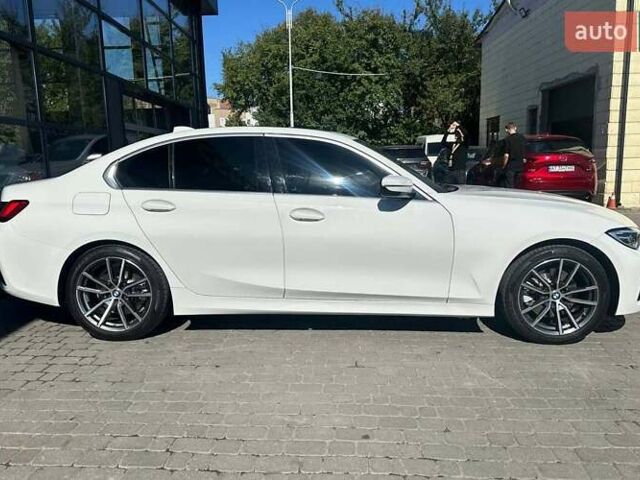 Белый БМВ 3 Серия, объемом двигателя 2 л и пробегом 98 тыс. км за 31200 $, фото 7 на Automoto.ua