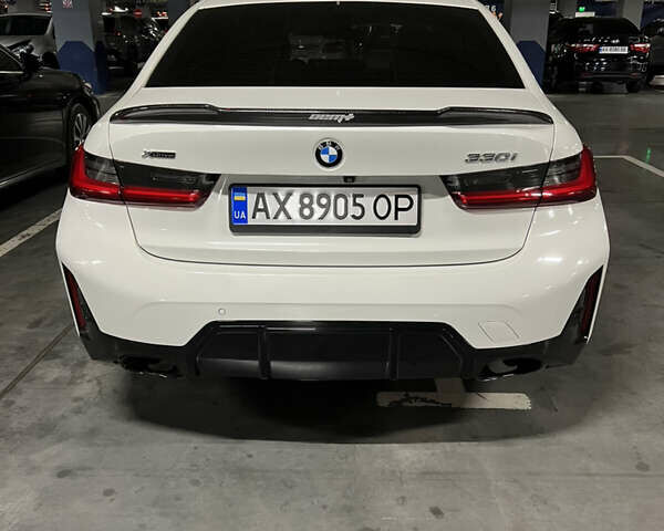 Белый БМВ 3 Серия, объемом двигателя 2 л и пробегом 54 тыс. км за 33200 $, фото 7 на Automoto.ua
