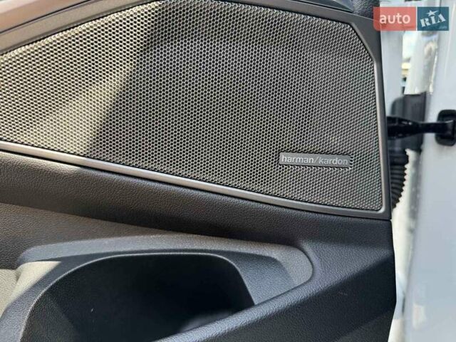 Белый БМВ 3 Серия, объемом двигателя 2 л и пробегом 98 тыс. км за 29999 $, фото 22 на Automoto.ua