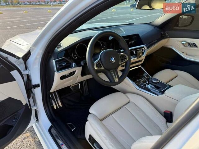 Белый БМВ 3 Серия, объемом двигателя 2 л и пробегом 101 тыс. км за 27000 $, фото 3 на Automoto.ua