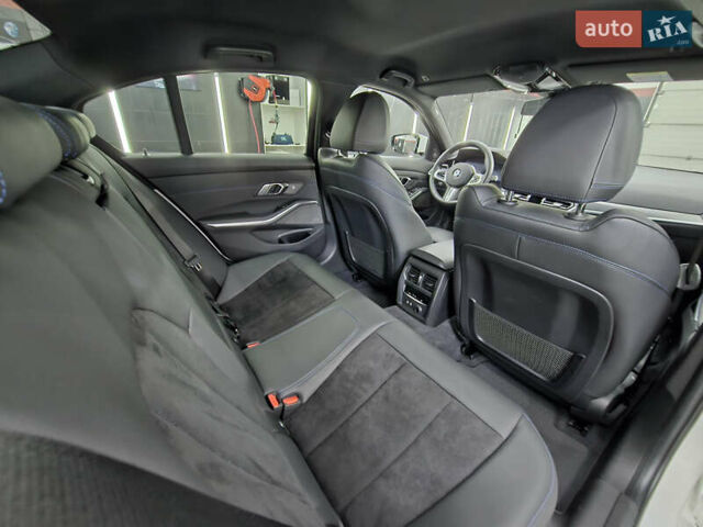 Білий БМВ 3 Серія, об'ємом двигуна 2 л та пробігом 210 тис. км за 29900 $, фото 24 на Automoto.ua