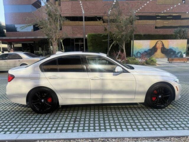 Белый БМВ 3 Серия, объемом двигателя 2 л и пробегом 43 тыс. км за 15000 $, фото 3 на Automoto.ua