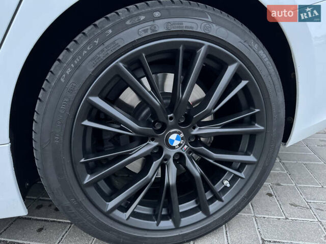 Білий БМВ 3 Серія, об'ємом двигуна 2 л та пробігом 105 тис. км за 26999 $, фото 10 на Automoto.ua