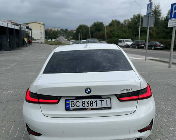 Білий БМВ 3 Серія, об'ємом двигуна 2 л та пробігом 54 тис. км за 27800 $, фото 6 на Automoto.ua
