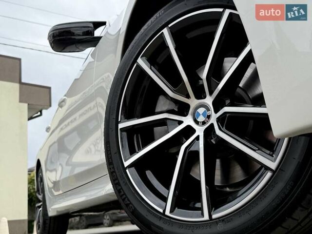 Белый БМВ 3 Серия, объемом двигателя 2 л и пробегом 111 тыс. км за 28900 $, фото 11 на Automoto.ua