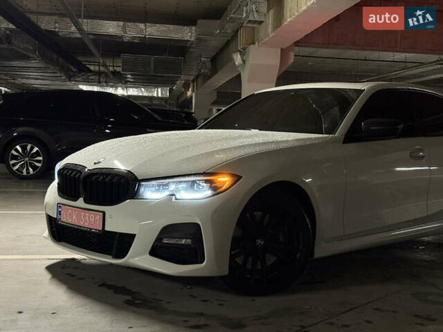 Білий БМВ 3 Серія, об'ємом двигуна 2 л та пробігом 68 тис. км за 29999 $, фото 2 на Automoto.ua