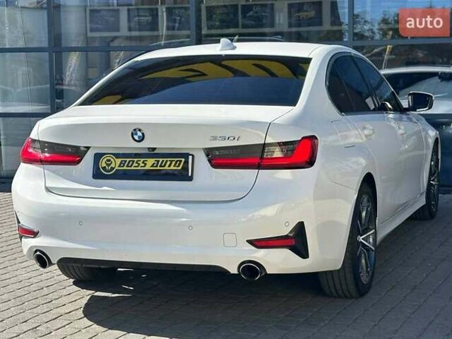 Белый БМВ 3 Серия, объемом двигателя 2 л и пробегом 98 тыс. км за 31200 $, фото 6 на Automoto.ua