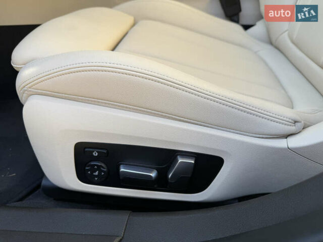 Білий БМВ 3 Серія, об'ємом двигуна 2 л та пробігом 89 тис. км за 30500 $, фото 12 на Automoto.ua