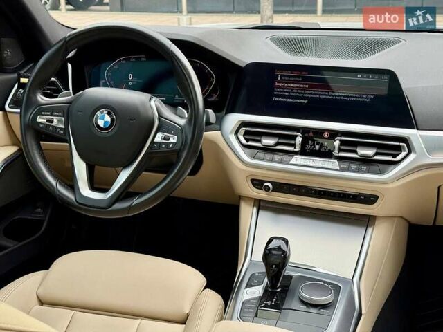 БМВ 3 Серия 2019 в Киеве на Automoto.ua Белый БМВ 3 Серия, объемом двигателя 2 л и пробегом 65 тыс. км за 29999 $, фото 23 на Automoto.ua