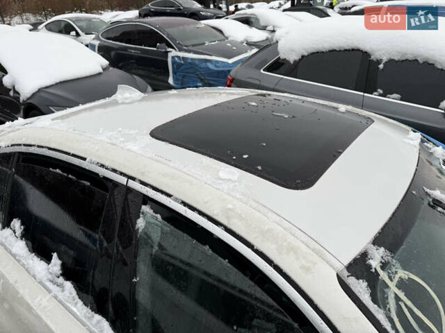 Белый БМВ 3 Серия, объемом двигателя 2 л и пробегом 135 тыс. км за 13400 $, фото 11 на Automoto.ua