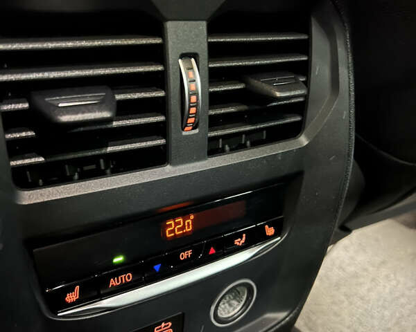 Белый БМВ 3 Серия, объемом двигателя 2 л и пробегом 54 тыс. км за 33200 $, фото 17 на Automoto.ua