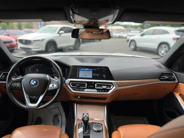 БМВ 3 Серия 2019 в Житомире на Automoto.ua Белый БМВ 3 Серия, объемом двигателя 2 л и пробегом 40 тыс. км за 9200 $, фото 8 на Automoto.ua