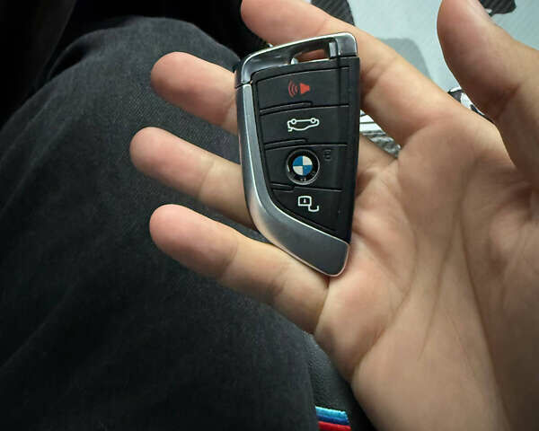 Білий БМВ 3 Серія, об'ємом двигуна 2 л та пробігом 99 тис. км за 30000 $, фото 20 на Automoto.ua