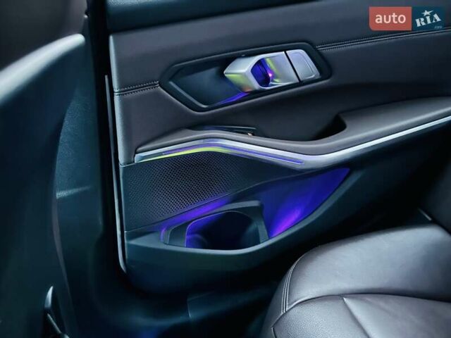 Белый БМВ 3 Серия, объемом двигателя 2 л и пробегом 179 тыс. км за 24900 $, фото 43 на Automoto.ua